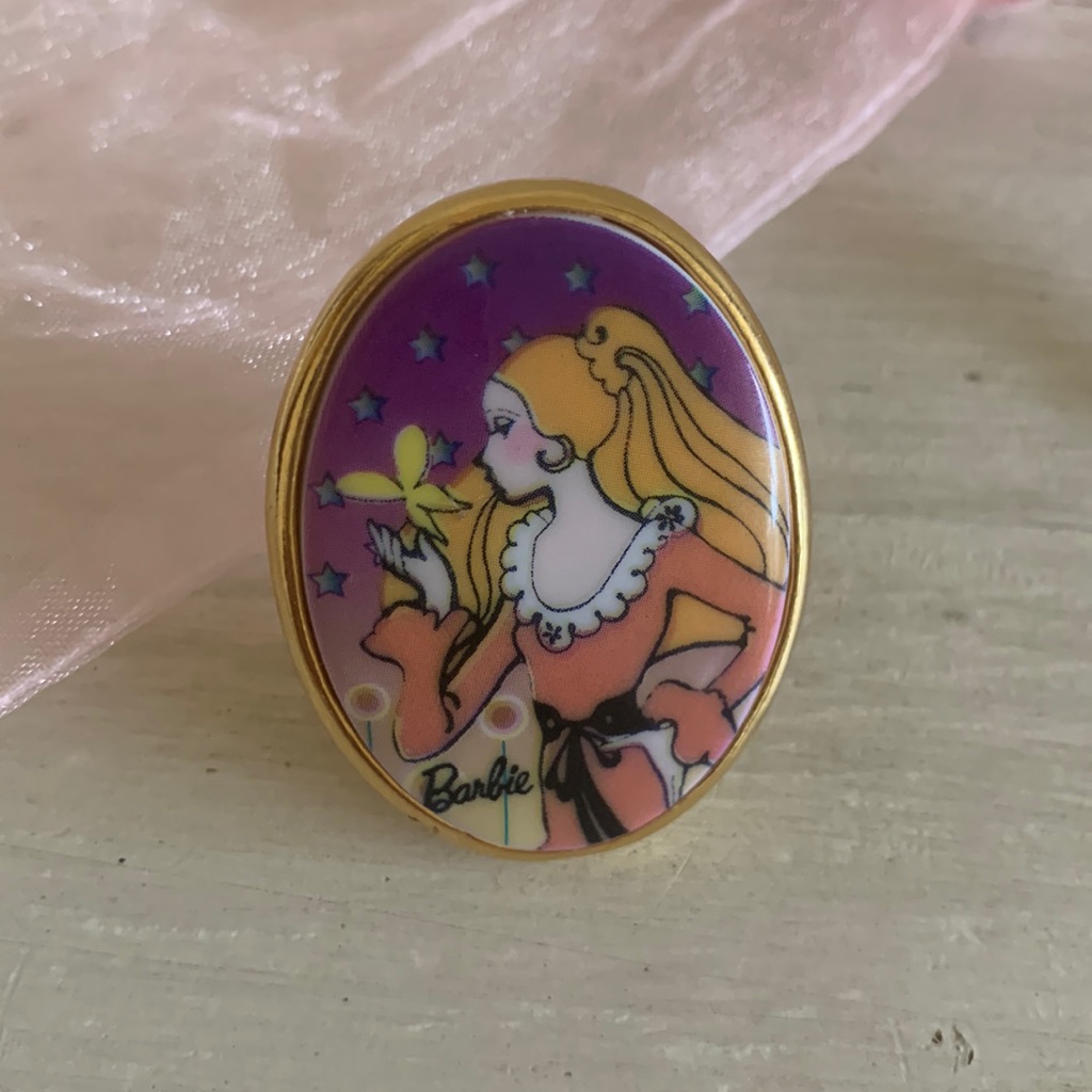 Tarina Tarantino Barbie Ring 80$